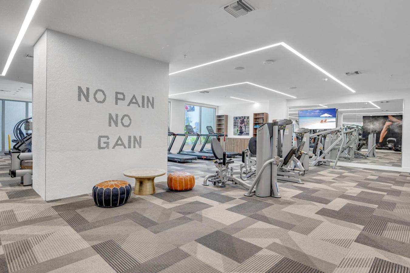 Modern Unit In The Heart Of Downtown Miami With Free Parking Exterior foto
